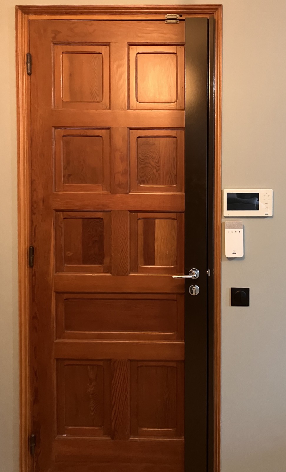 Acheter et installer une serrure de sécurité avec 5 points sur ma porte d'entrée à Villeneuve les Avignon