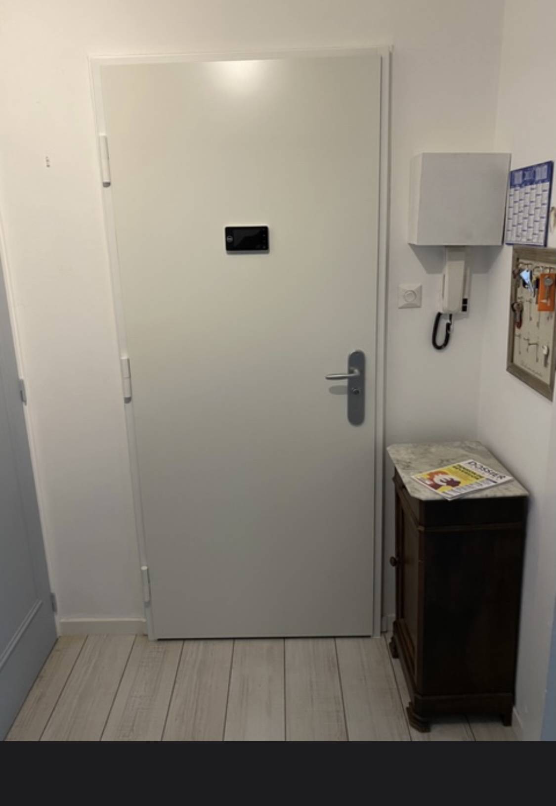 porte d'appartement en rez de chaussée à Avignon