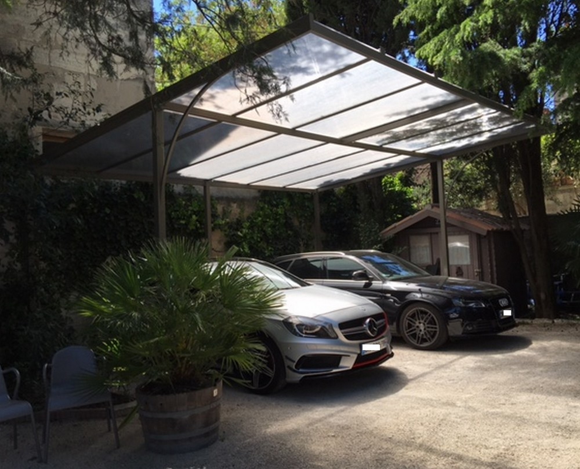 abris pour voitures de grande dimensions à Avignon dans le vaucluse